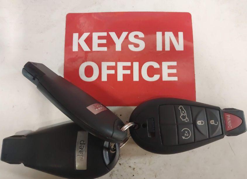 Photo 11 of 2013 Jeep Grand CHEROKEE LAREDO (VIN 1C4RJEAG4DC610601)