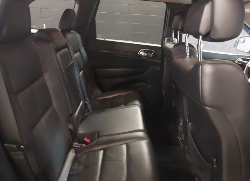 Photo 8 of 2013 Jeep Grand CHEROKEE LAREDO (VIN 1C4RJEAG4DC610601)