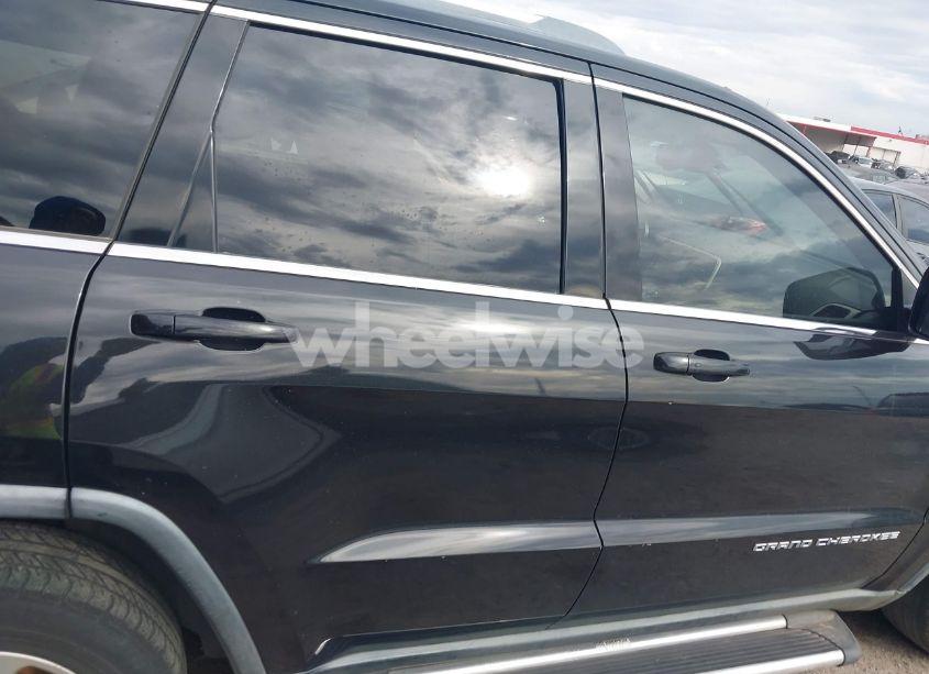 Photo 13 of 2014 Jeep Grand CHEROKEE LAREDO (VIN 1C4RJEAG4EC107040)