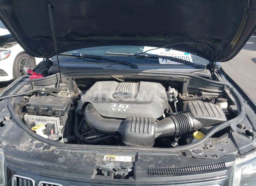 Photo 10 of 2014 Jeep Grand CHEROKEE LAREDO (VIN 1C4RJEAG4EC182577)