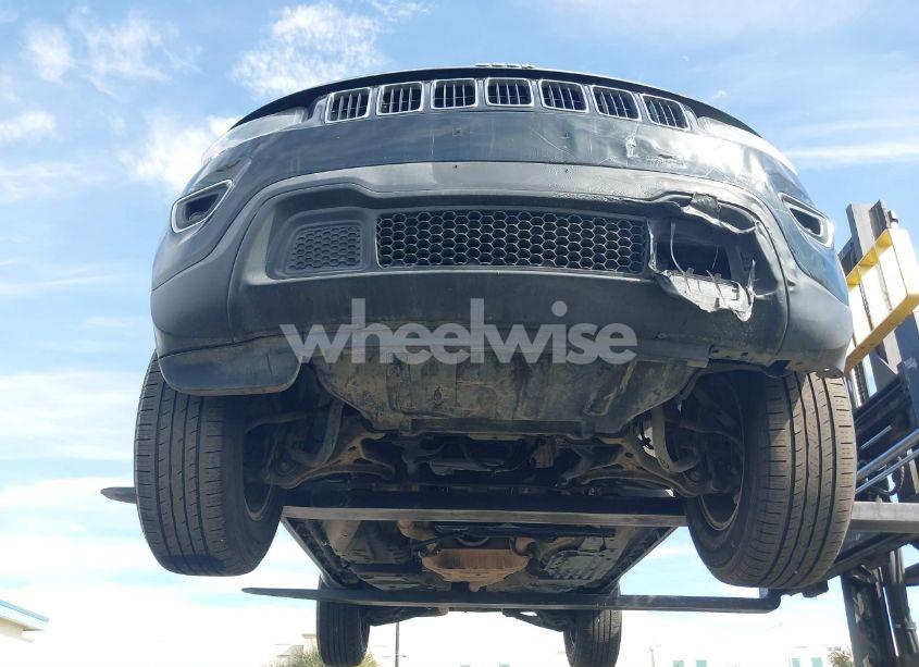 Photo 17 of 2014 Jeep Grand CHEROKEE LAREDO (VIN 1C4RJEAG4EC182577)