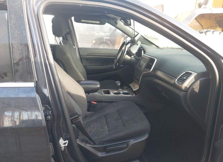 Photo 5 of 2015 Jeep Grand CHEROKEE LAREDO (VIN 1C4RJEAG4FC144395)