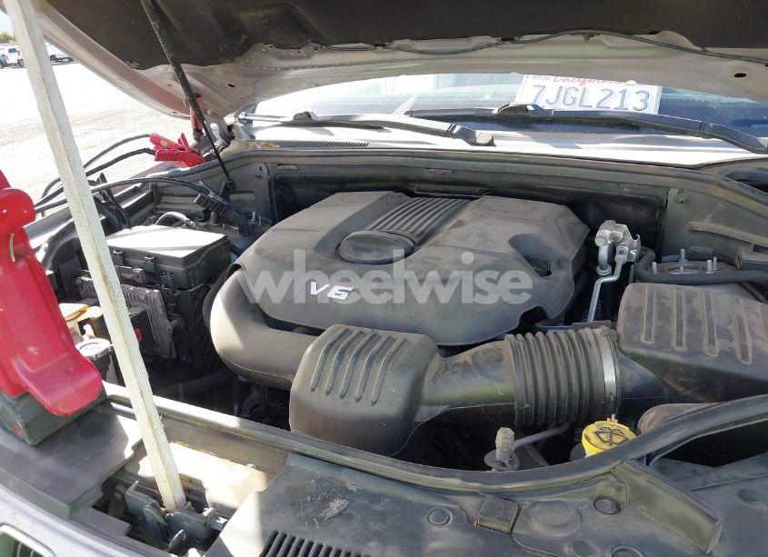 Photo 10 of 2015 Jeep Grand CHEROKEE LAREDO (VIN 1C4RJEAG4FC686080)