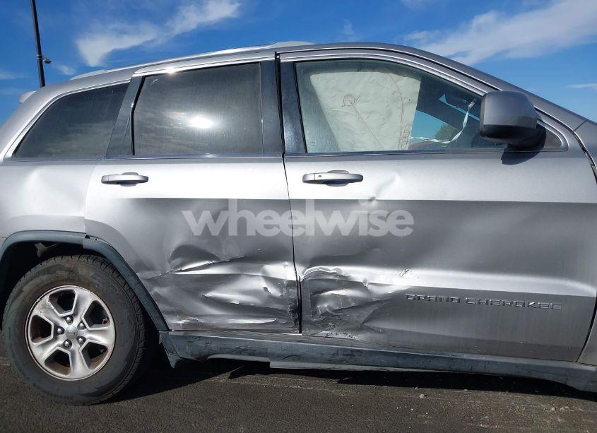 Photo 6 of 2015 Jeep Grand CHEROKEE LAREDO (VIN 1C4RJEAG4FC686080)