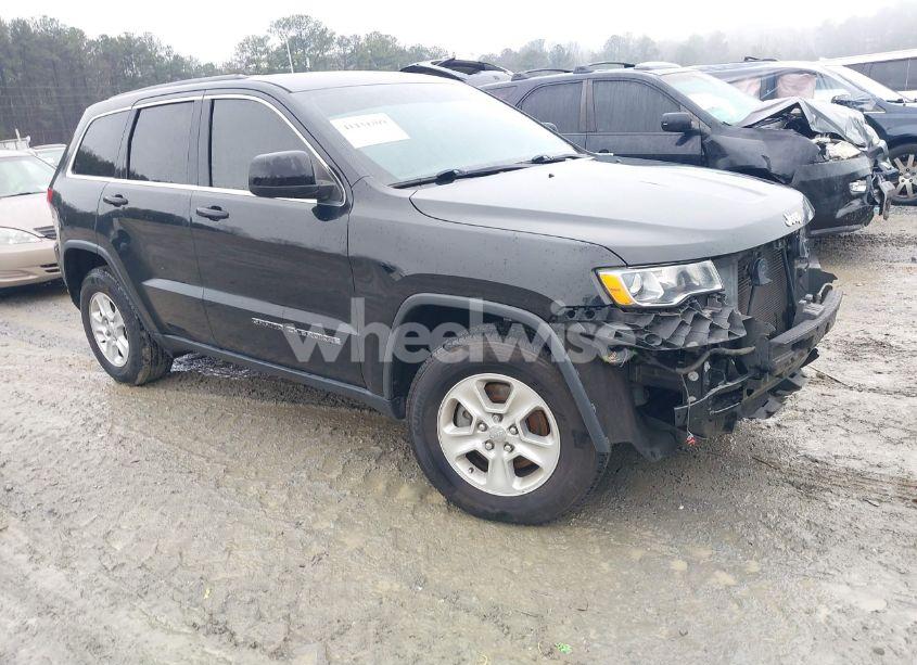 2017 Jeep Grand CHEROKEE LAREDO 4X2 (VIN 1C4RJEAG4HC677026) main photo