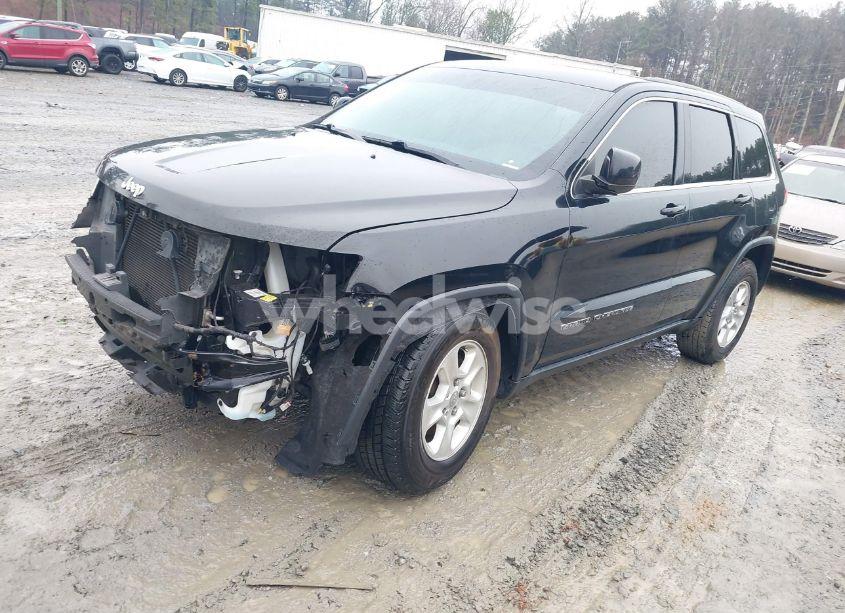 Photo 2 of 2017 Jeep Grand CHEROKEE LAREDO 4X2 (VIN 1C4RJEAG4HC677026)
