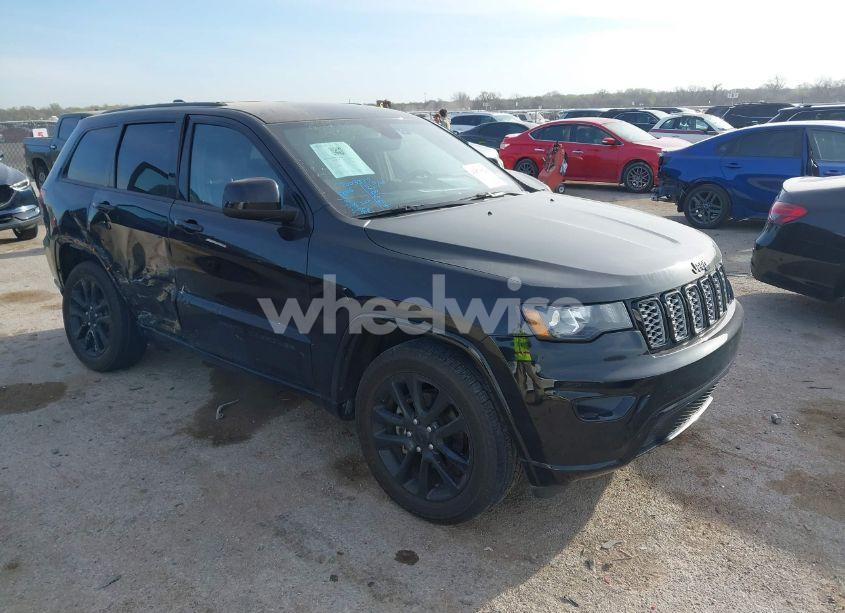 2018 Jeep Grand CHEROKEE ALTITUDE 4X2 (VIN 1C4RJEAG4JC311699) main photo