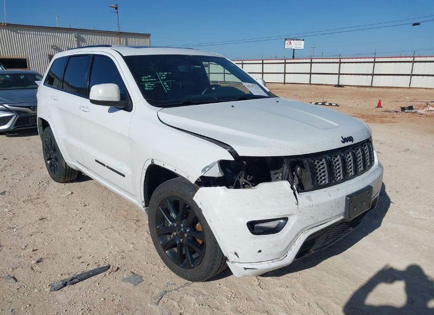 2018 Jeep Grand CHEROKEE ALTITUDE 4X2 (VIN 1C4RJEAG4JC359011) main photo