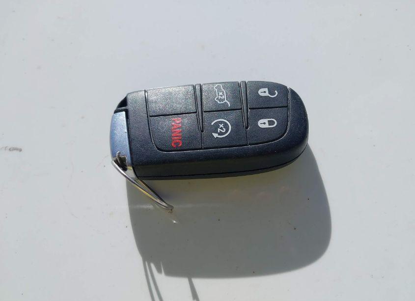 Photo 11 of 2018 Jeep Grand CHEROKEE ALTITUDE 4X2 (VIN 1C4RJEAG4JC359011)