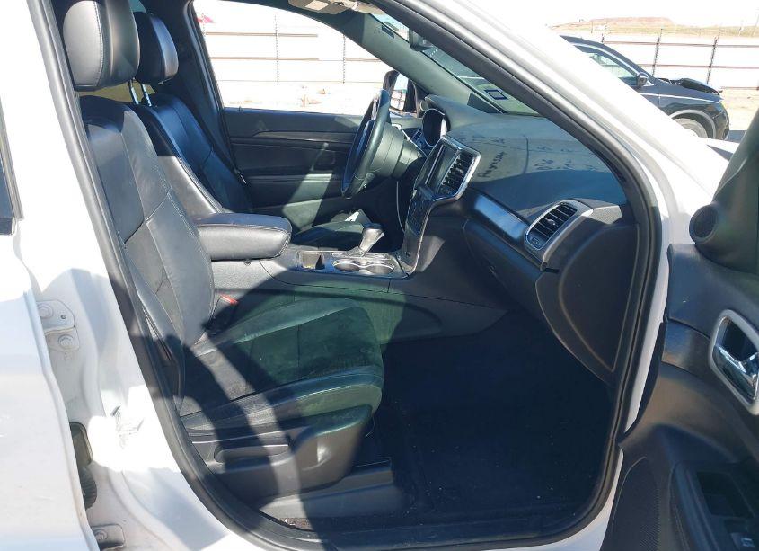 Photo 5 of 2018 Jeep Grand CHEROKEE ALTITUDE 4X2 (VIN 1C4RJEAG4JC359011)