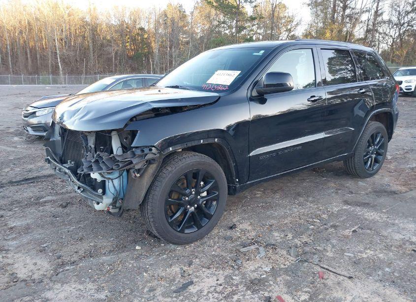 Photo 2 of 2018 Jeep Grand CHEROKEE ALTITUDE 4X2 (VIN 1C4RJEAG4JC429283)