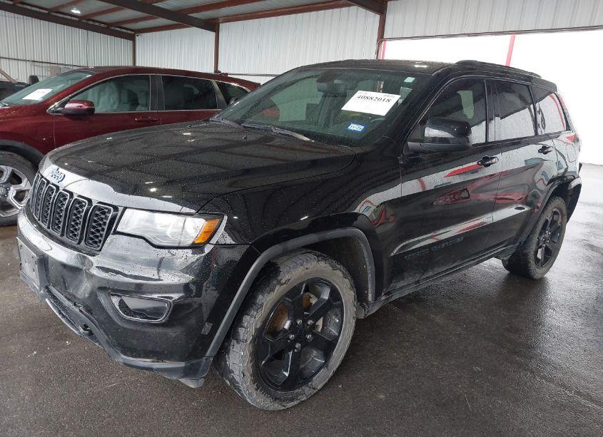 Photo 2 of 2019 Jeep Grand CHEROKEE UPLAND 4X2 (VIN 1C4RJEAG4KC571974)