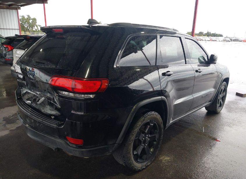 Photo 4 of 2019 Jeep Grand CHEROKEE UPLAND 4X2 (VIN 1C4RJEAG4KC571974)