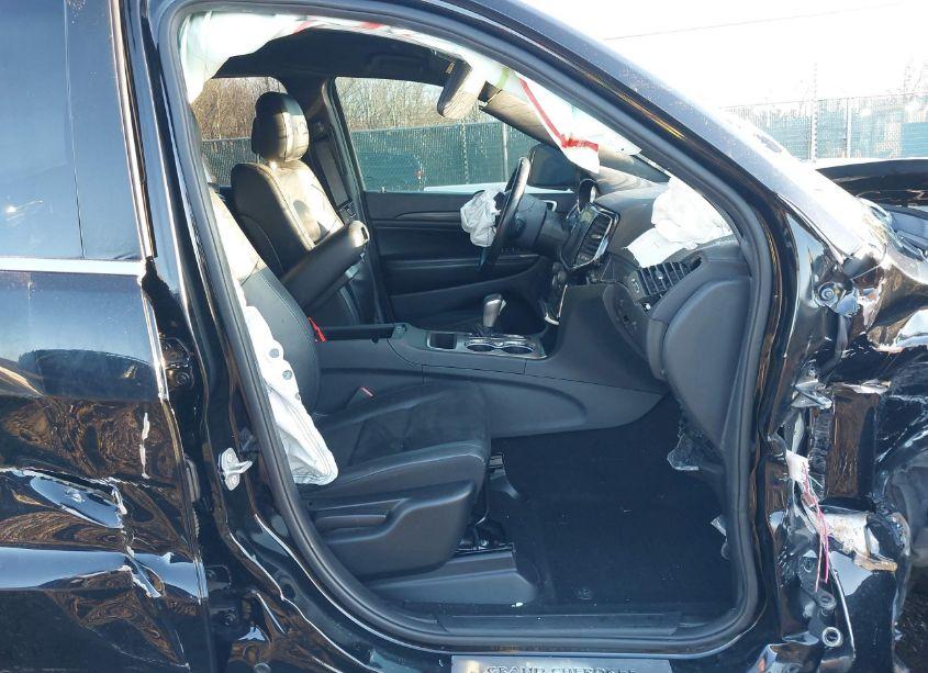 Photo 5 of 2019 Jeep Grand CHEROKEE LAREDO E 4X2 (VIN 1C4RJEAG4KC650187)