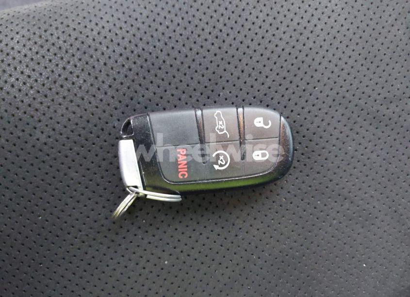 Photo 11 of 2019 Jeep Grand CHEROKEE ALTITUDE 4X2 (VIN 1C4RJEAG4KC851054)