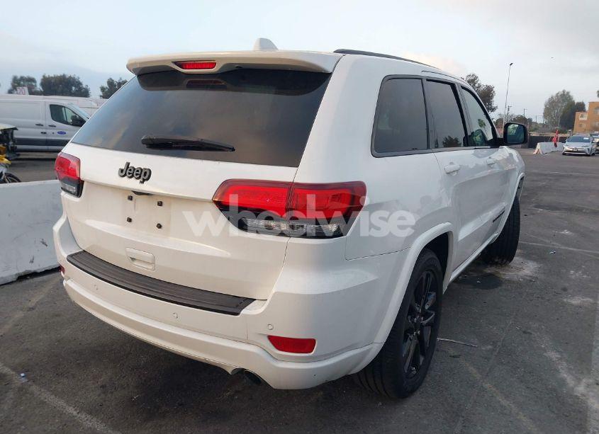 Photo 4 of 2020 Jeep Grand CHEROKEE ALTITUDE 4X2 (VIN 1C4RJEAG4LC279033)
