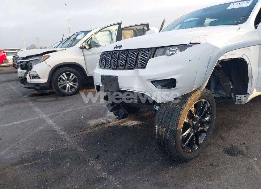 Photo 6 of 2020 Jeep Grand CHEROKEE ALTITUDE 4X2 (VIN 1C4RJEAG4LC279033)