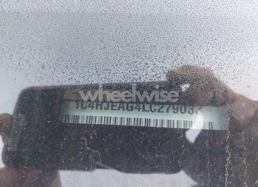 Photo 9 of 2020 Jeep Grand CHEROKEE ALTITUDE 4X2 (VIN 1C4RJEAG4LC279033)