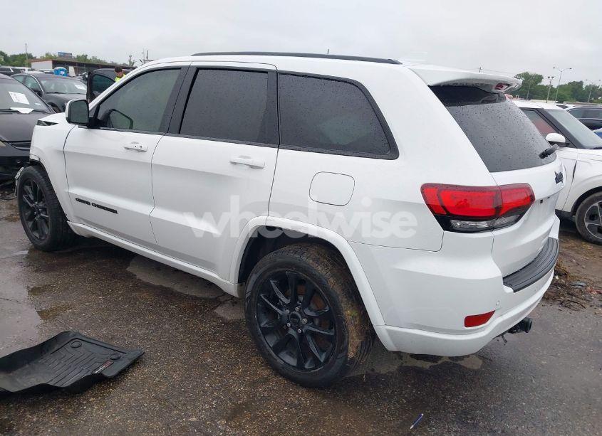 Photo 3 of 2021 Jeep Grand CHEROKEE LAREDO X 4X2 (VIN 1C4RJEAG4MC597428)