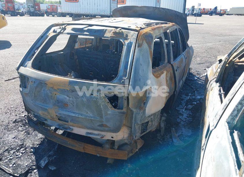 Photo 4 of 2013 Jeep Grand CHEROKEE LAREDO (VIN 1C4RJEAG5DC508028)