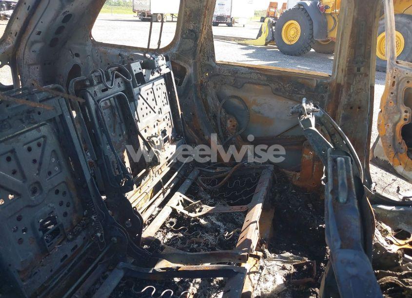 Photo 8 of 2013 Jeep Grand CHEROKEE LAREDO (VIN 1C4RJEAG5DC508028)