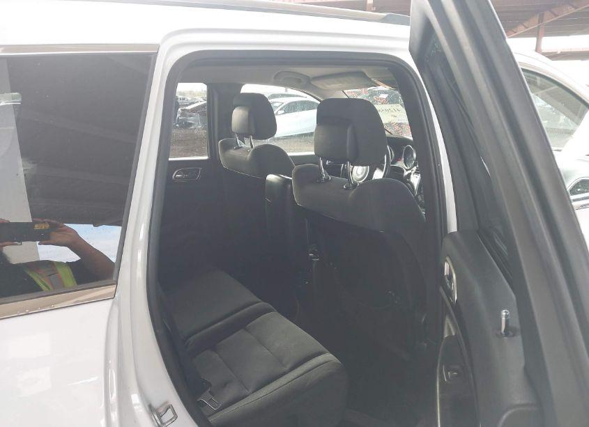 Photo 8 of 2013 Jeep Grand CHEROKEE LAREDO (VIN 1C4RJEAG5DC517148)
