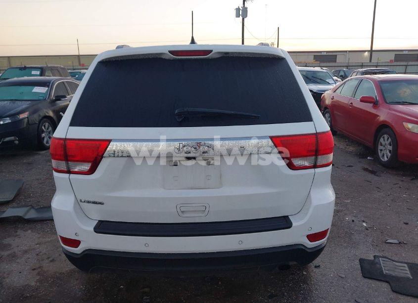 Photo 16 of 2013 Jeep Grand CHEROKEE LAREDO (VIN 1C4RJEAG5DC620828)