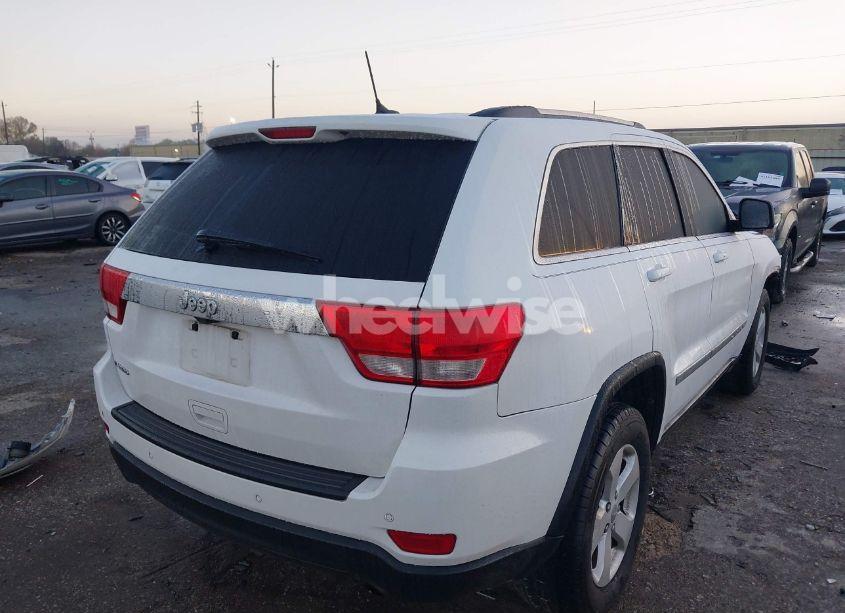 Photo 4 of 2013 Jeep Grand CHEROKEE LAREDO (VIN 1C4RJEAG5DC620828)