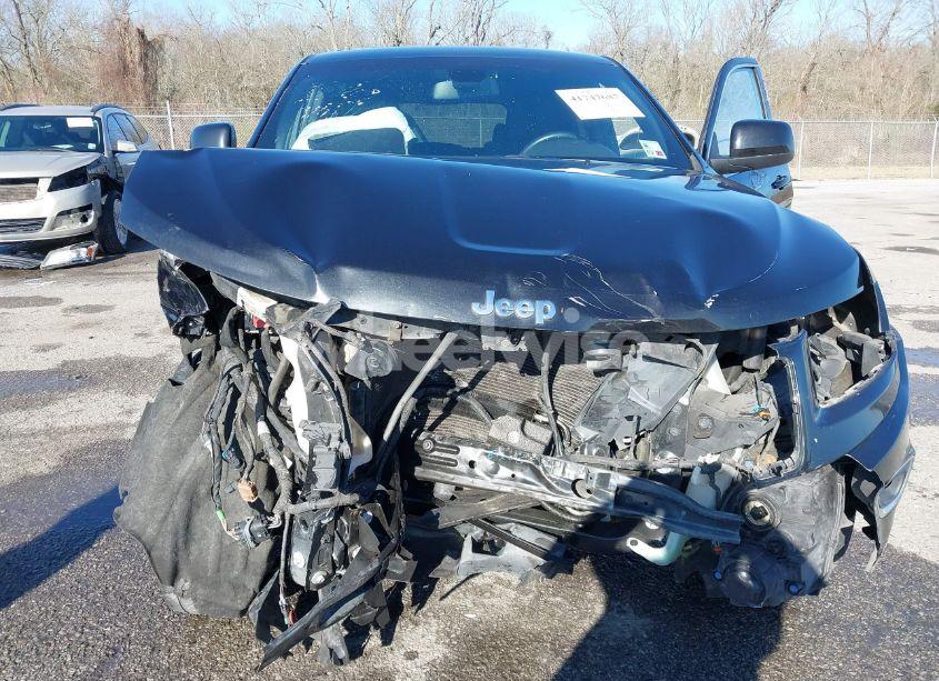 Photo 10 of 2014 Jeep Grand CHEROKEE LAREDO (VIN 1C4RJEAG5EC225226)