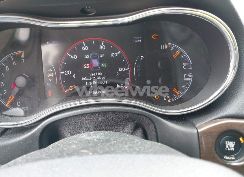 Photo 7 of 2015 Jeep Grand CHEROKEE LAREDO (VIN 1C4RJEAG5FC143806)