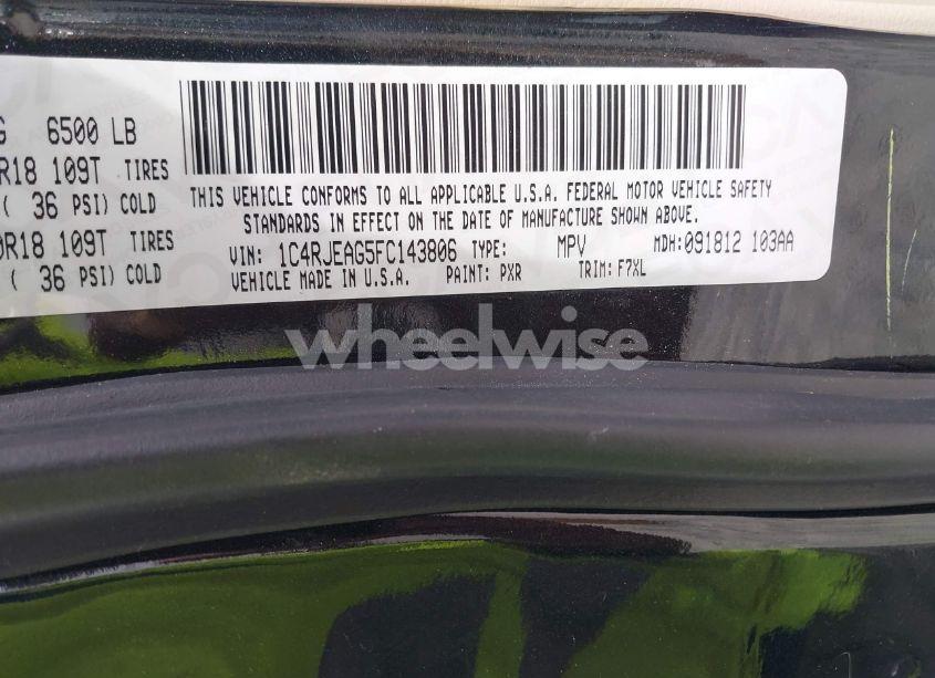 Photo 9 of 2015 Jeep Grand CHEROKEE LAREDO (VIN 1C4RJEAG5FC143806)