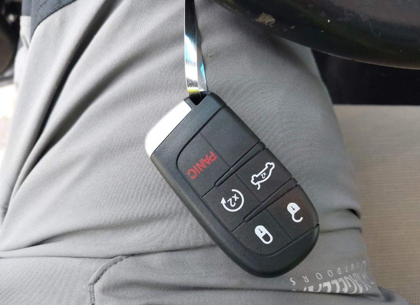 Photo 11 of 2015 Jeep Grand CHEROKEE LAREDO (VIN 1C4RJEAG5FC727607)