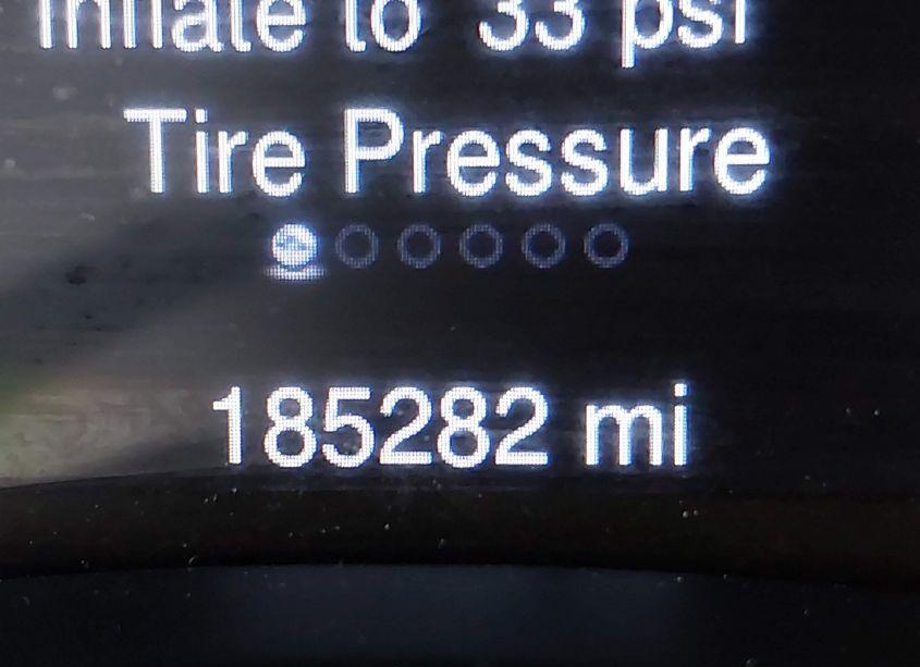 Photo 15 of 2015 Jeep Grand CHEROKEE LAREDO (VIN 1C4RJEAG5FC727607)