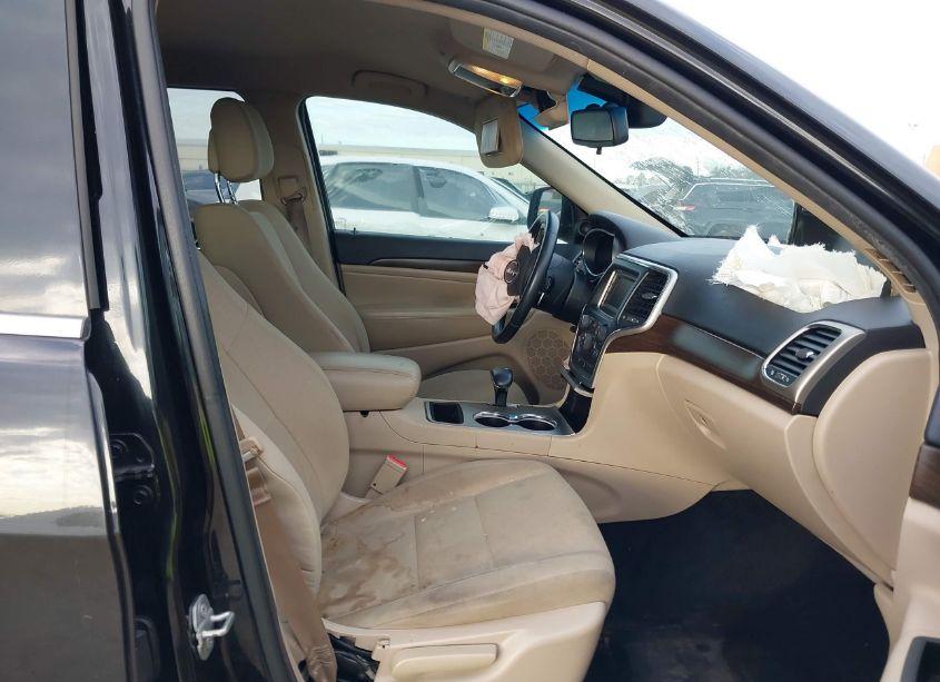 Photo 5 of 2015 Jeep Grand CHEROKEE LAREDO (VIN 1C4RJEAG5FC727607)