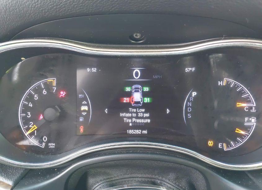 Photo 7 of 2015 Jeep Grand CHEROKEE LAREDO (VIN 1C4RJEAG5FC727607)