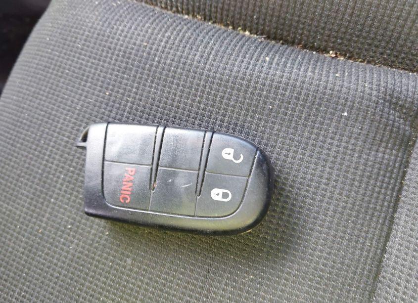 Photo 11 of 2015 Jeep Grand CHEROKEE LAREDO (VIN 1C4RJEAG5FC826282)