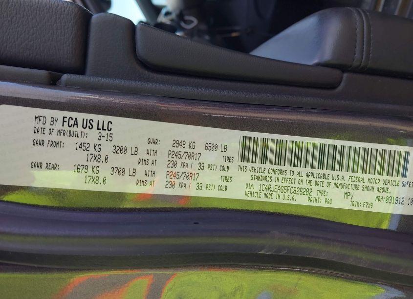 Photo 9 of 2015 Jeep Grand CHEROKEE LAREDO (VIN 1C4RJEAG5FC826282)