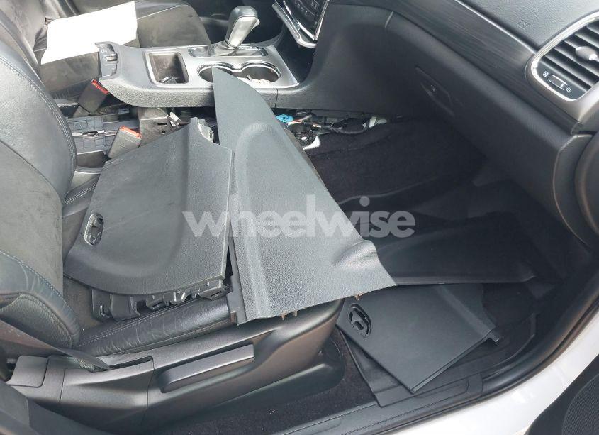 Photo 12 of 2019 Jeep Grand CHEROKEE ALTITUDE 4X2 (VIN 1C4RJEAG5KC621393)