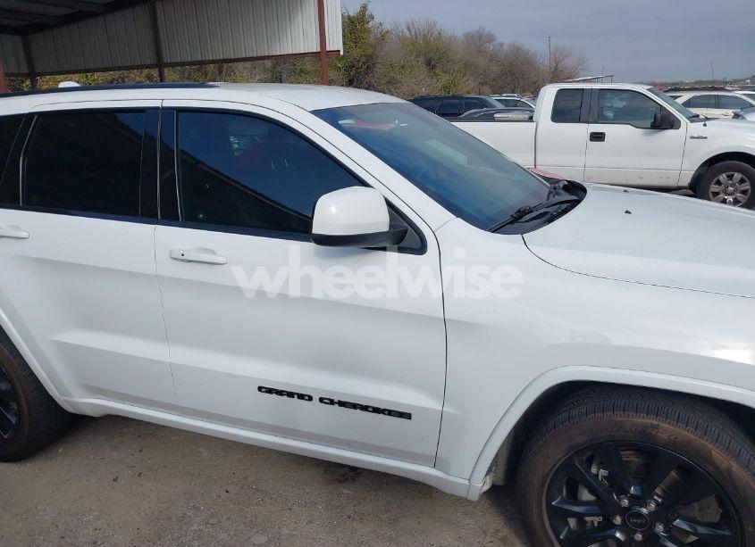Photo 14 of 2019 Jeep Grand CHEROKEE ALTITUDE 4X2 (VIN 1C4RJEAG5KC621393)