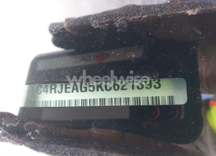 Photo 9 of 2019 Jeep Grand CHEROKEE ALTITUDE 4X2 (VIN 1C4RJEAG5KC621393)