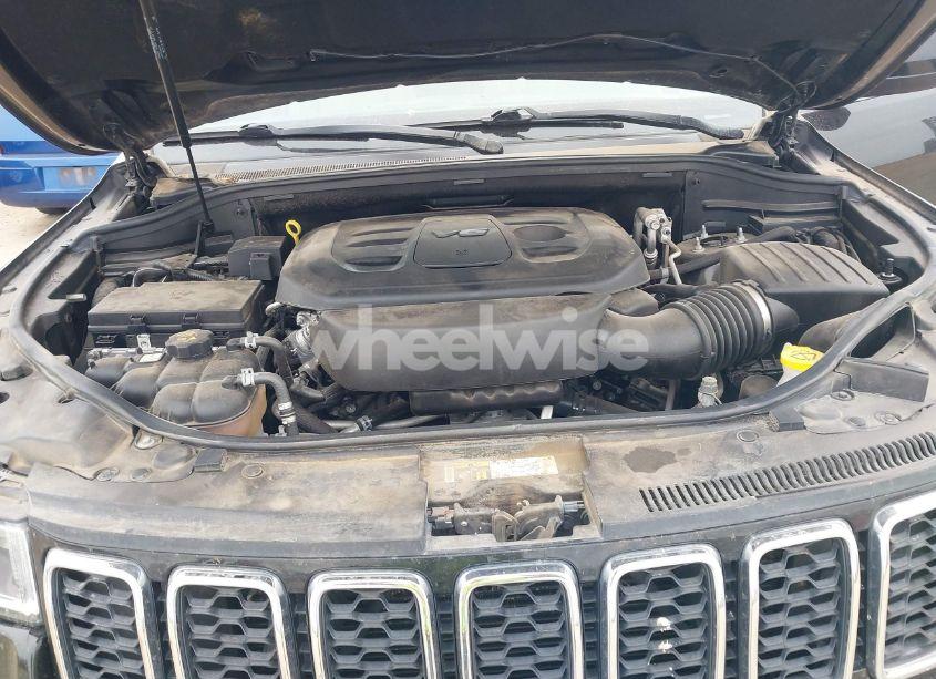 Photo 10 of 2019 Jeep Grand CHEROKEE LAREDO 4X2 (VIN 1C4RJEAG5KC824221)