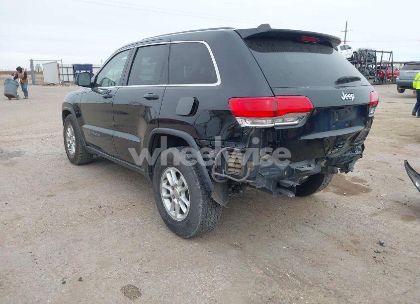 Photo 3 of 2019 Jeep Grand CHEROKEE LAREDO 4X2 (VIN 1C4RJEAG5KC824221)