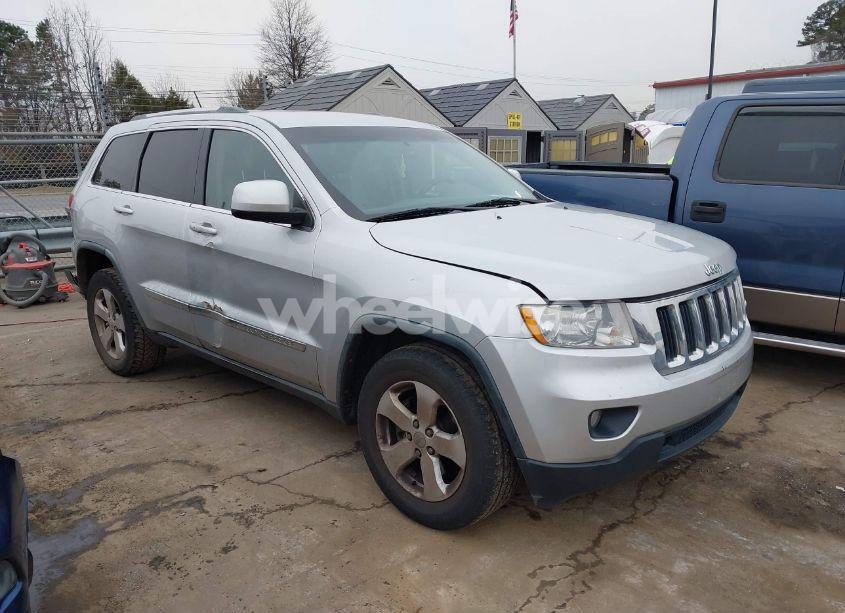 Photo 13 of 2012 Jeep Grand CHEROKEE LAREDO (VIN 1C4RJEAG6CC215642)