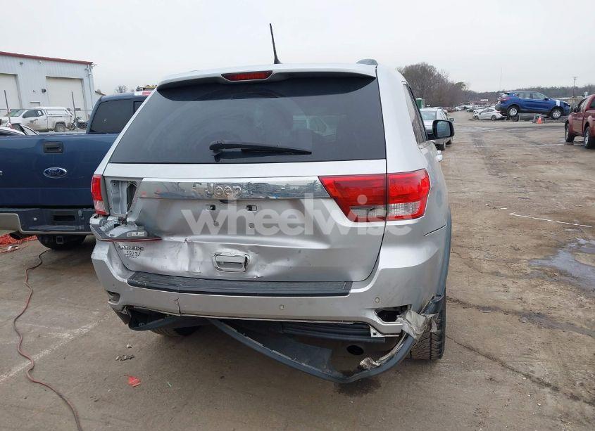 Photo 16 of 2012 Jeep Grand CHEROKEE LAREDO (VIN 1C4RJEAG6CC215642)