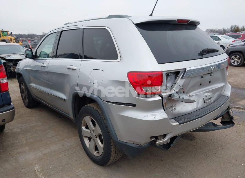 Photo 3 of 2012 Jeep Grand CHEROKEE LAREDO (VIN 1C4RJEAG6CC215642)