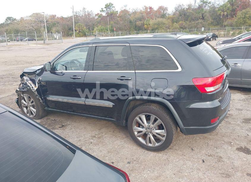 Photo 15 of 2013 Jeep Grand CHEROKEE LAREDO (VIN 1C4RJEAG6DC533858)