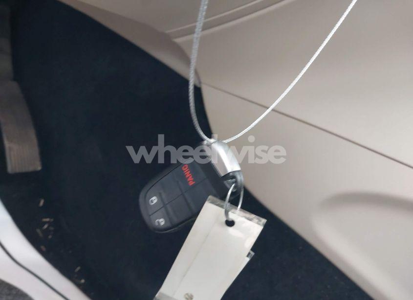 Photo 11 of 2014 Jeep Grand CHEROKEE LAREDO (VIN 1C4RJEAG6EC216938)