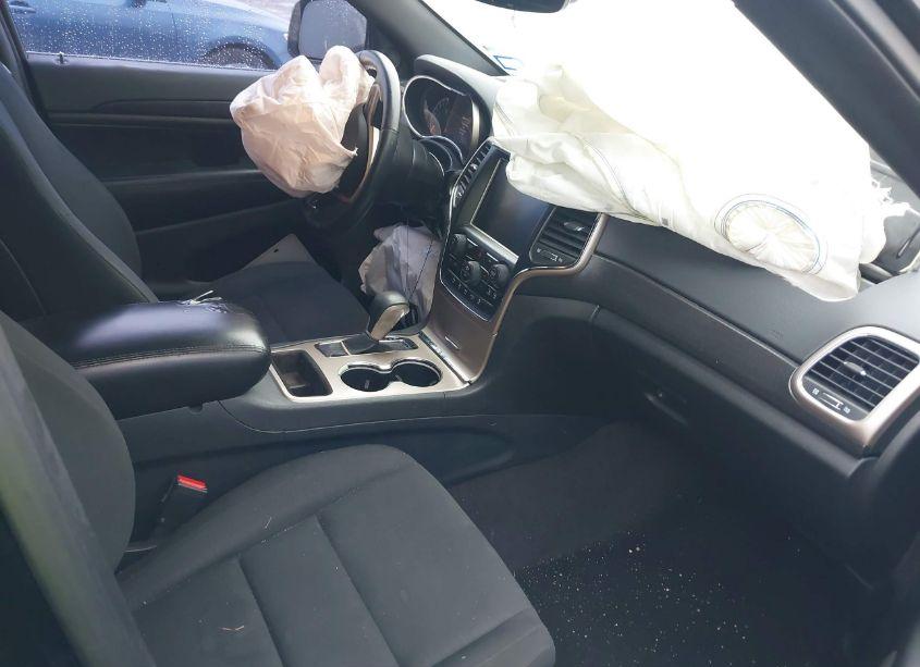 Photo 5 of 2017 Jeep Grand CHEROKEE LAREDO 4X2 (VIN 1C4RJEAG6HC664195)