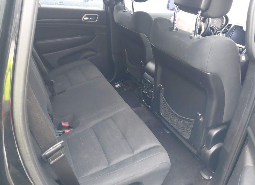 Photo 8 of 2017 Jeep Grand CHEROKEE LAREDO 4X2 (VIN 1C4RJEAG6HC664195)