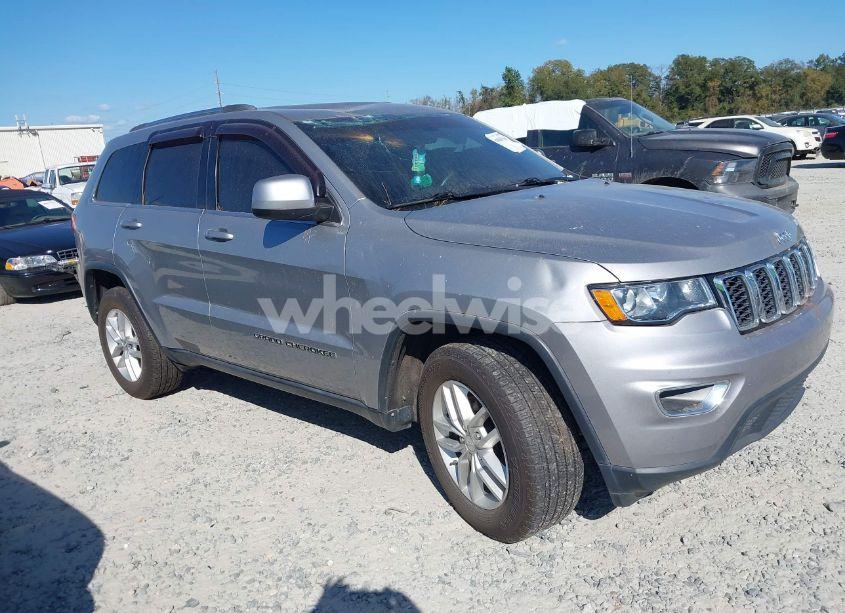 2018 Jeep Grand CHEROKEE LAREDO E 4X2 (VIN 1C4RJEAG6JC145105) main photo